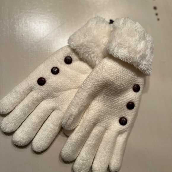 WINTER WHITE Infinity Scarf Hat Set NWT - Picture 6 of 9